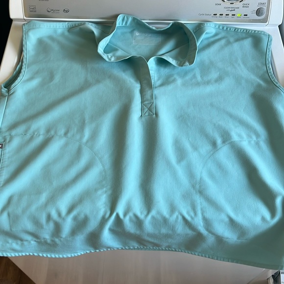 FIGS Rafaela Sea Glass - Picture 1 of 4